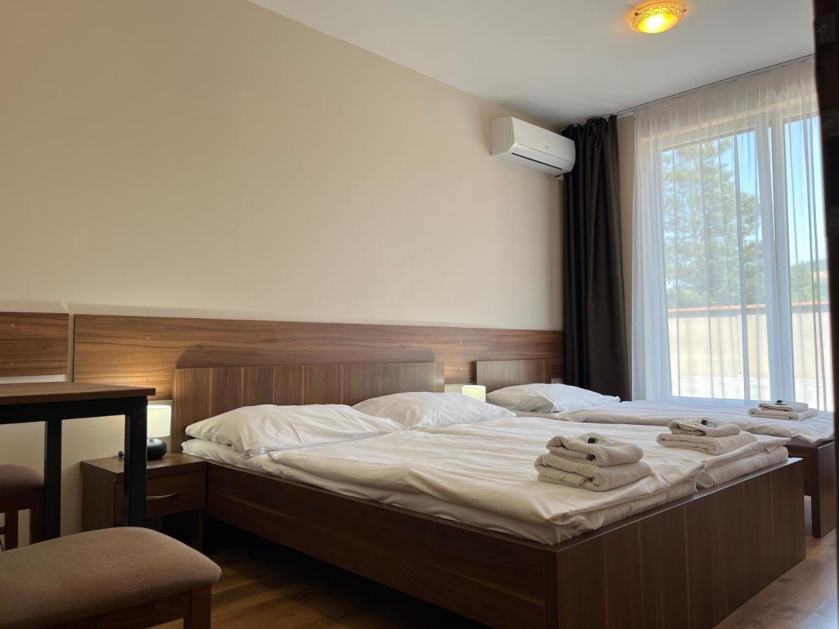 Hotel Arena Brumov Экстерьер фото